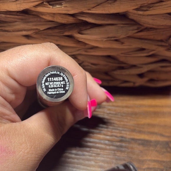 Wet n Wild Black and Purple Lipstick Set - Picture 6 of 6